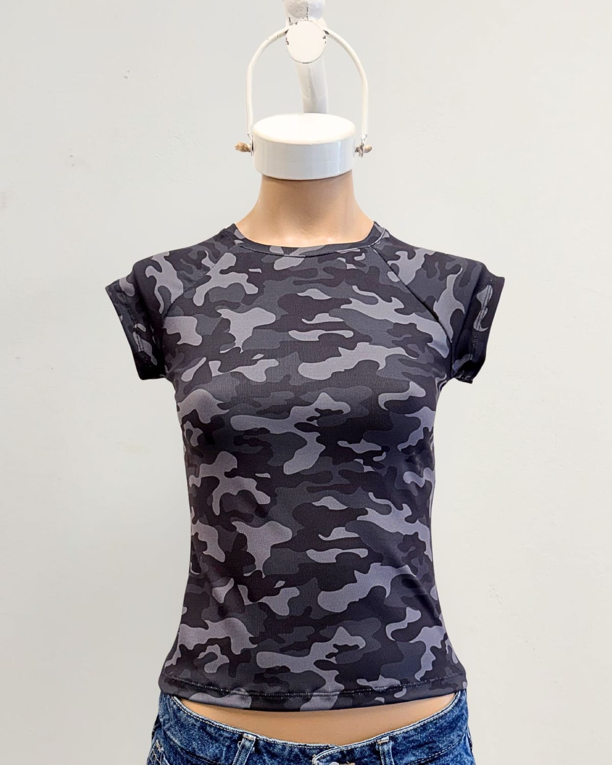 REMERA JELINE