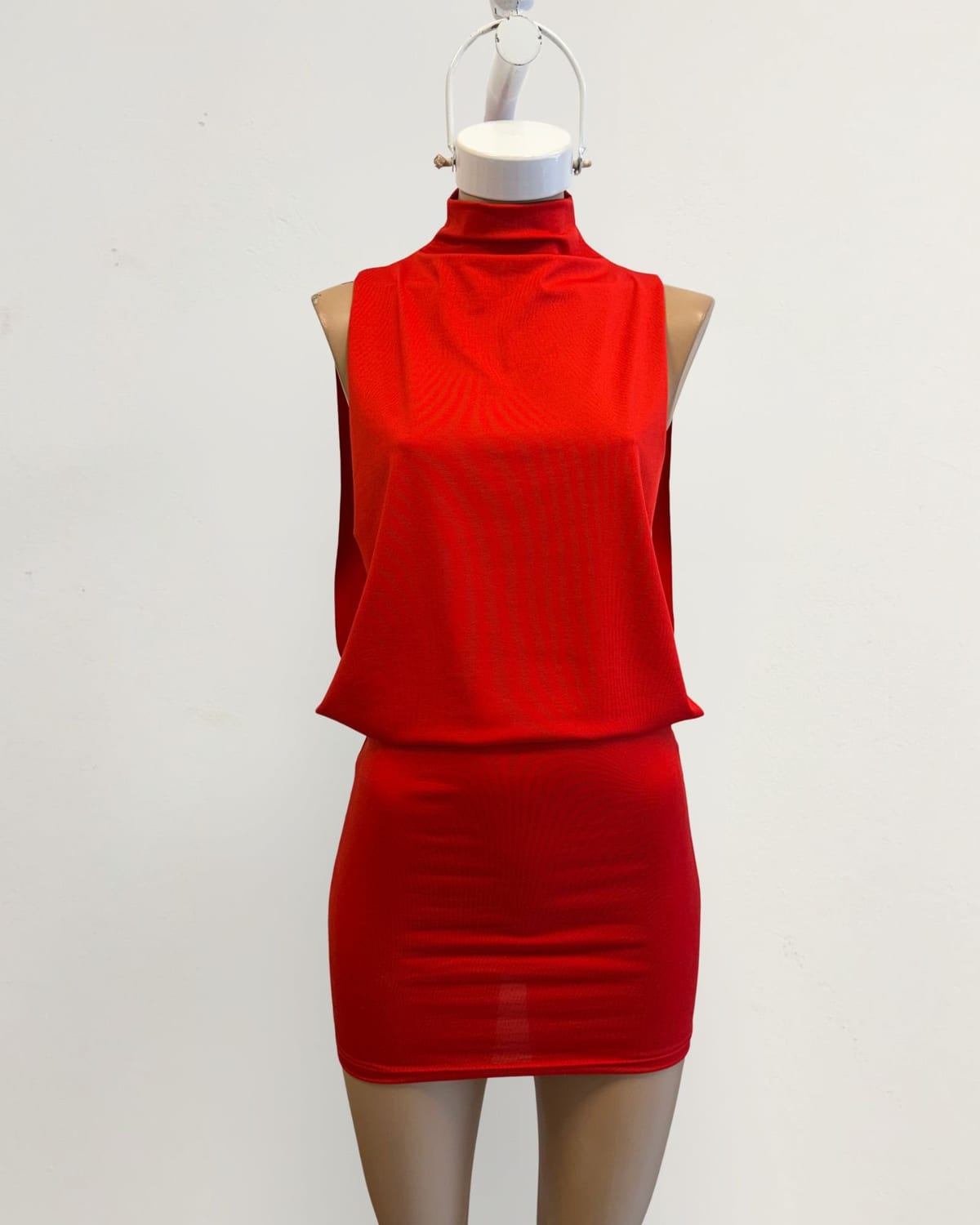 VESTIDO REINA