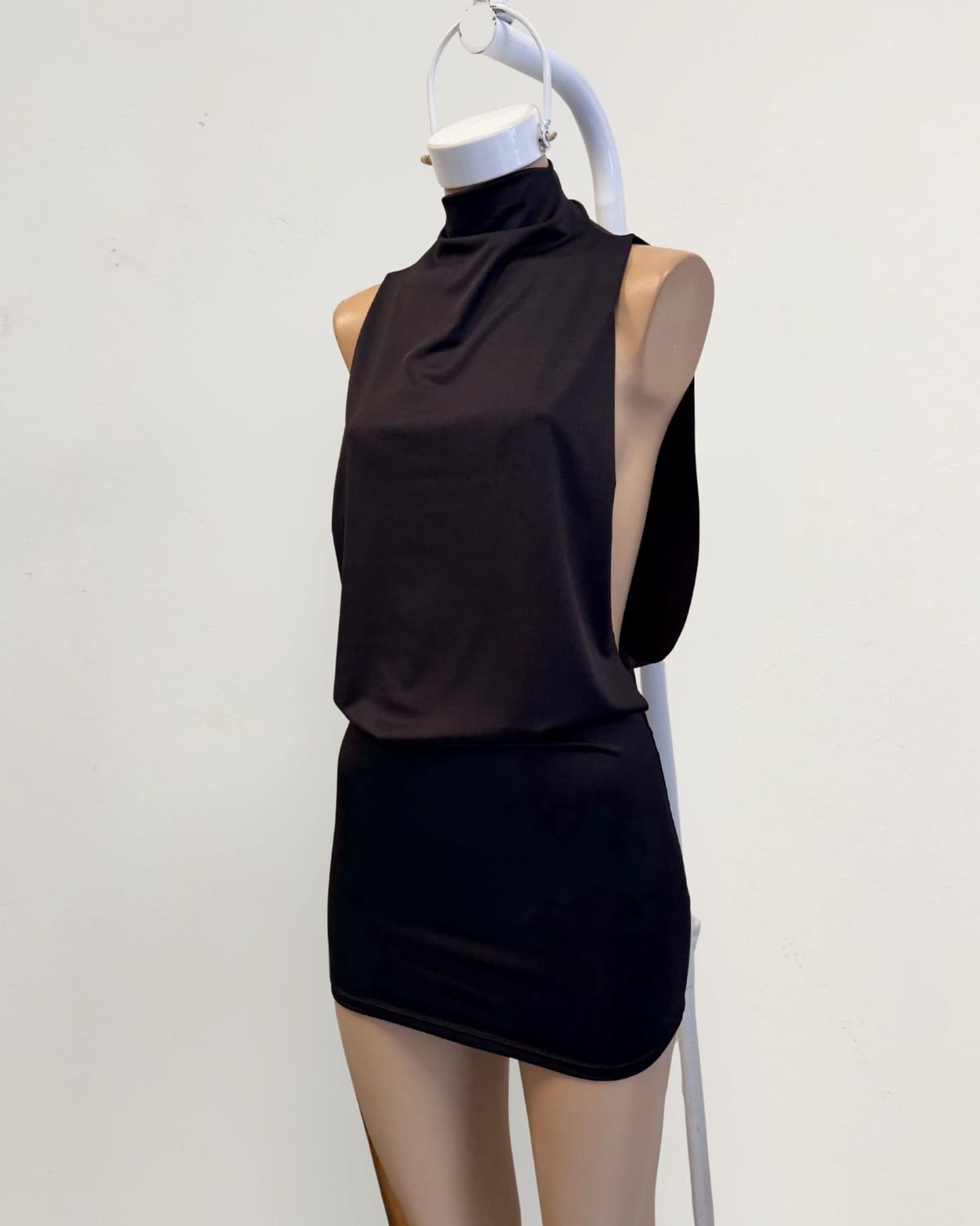 VESTIDO REINA