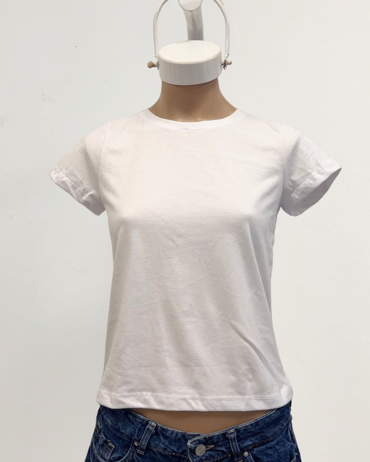 REMERA BASICA CLOE