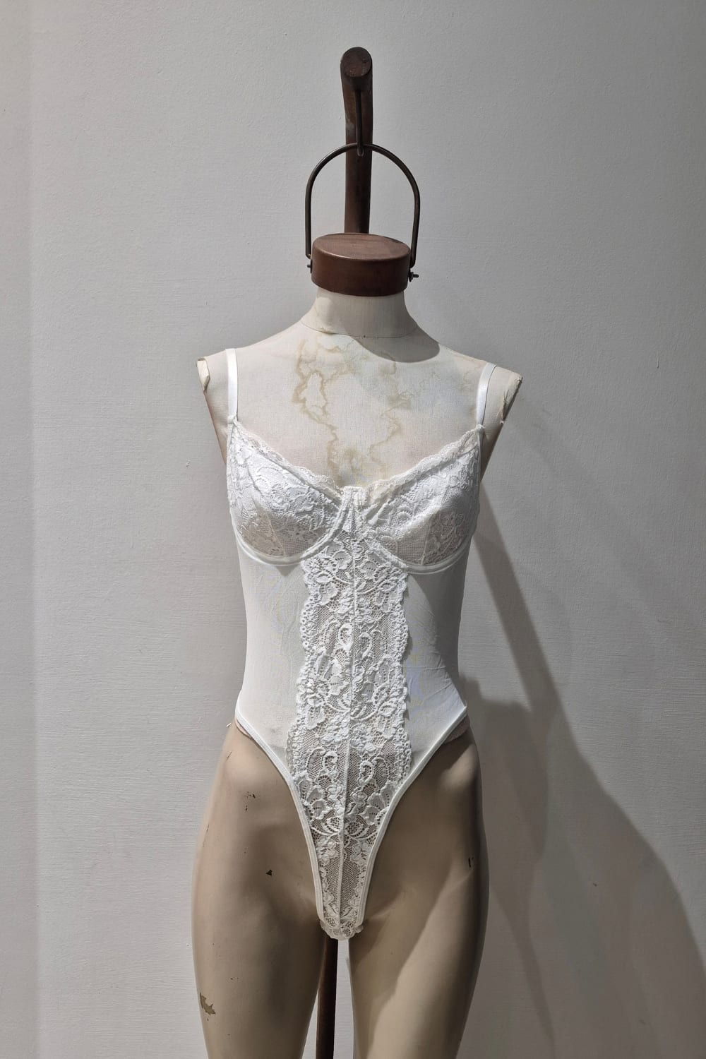 BODY SEA -TALLES-