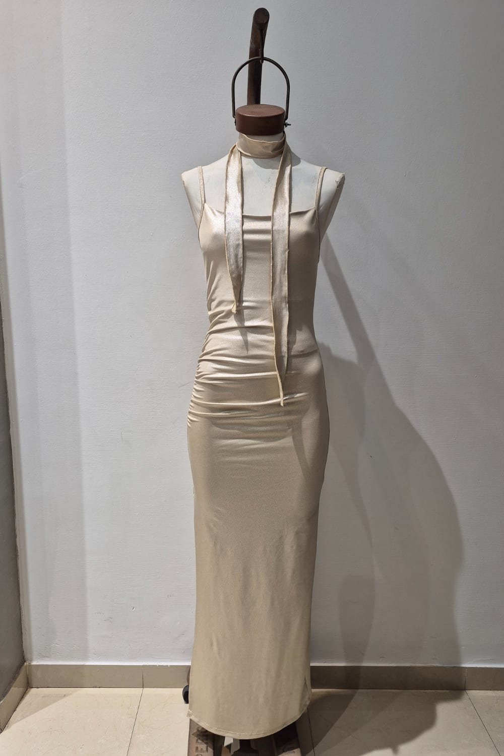 VESTIDO NARA BRILLO