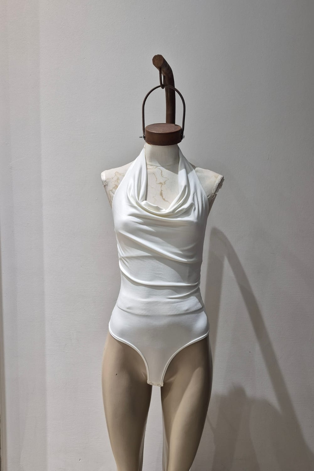 BODY CAROL